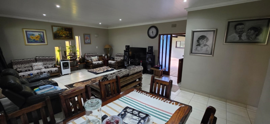 3 Bedroom Property for Sale in Flamwood North West